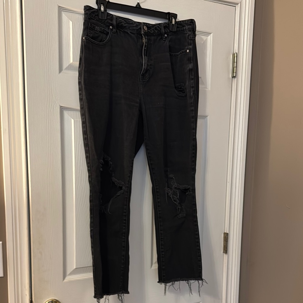 Distressed Black Jeans
